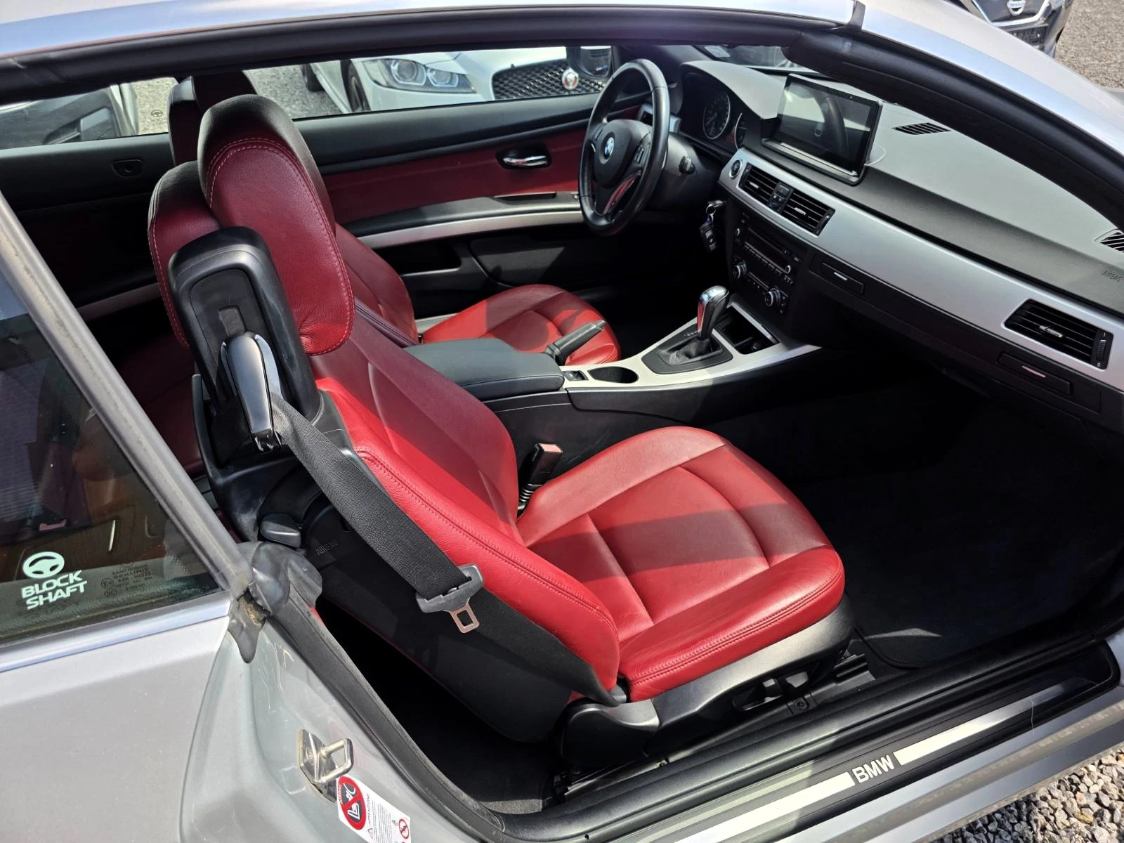 BMW 320 d Cabrio/Automatic, снимка 10 - Автомобили и джипове - 49922432