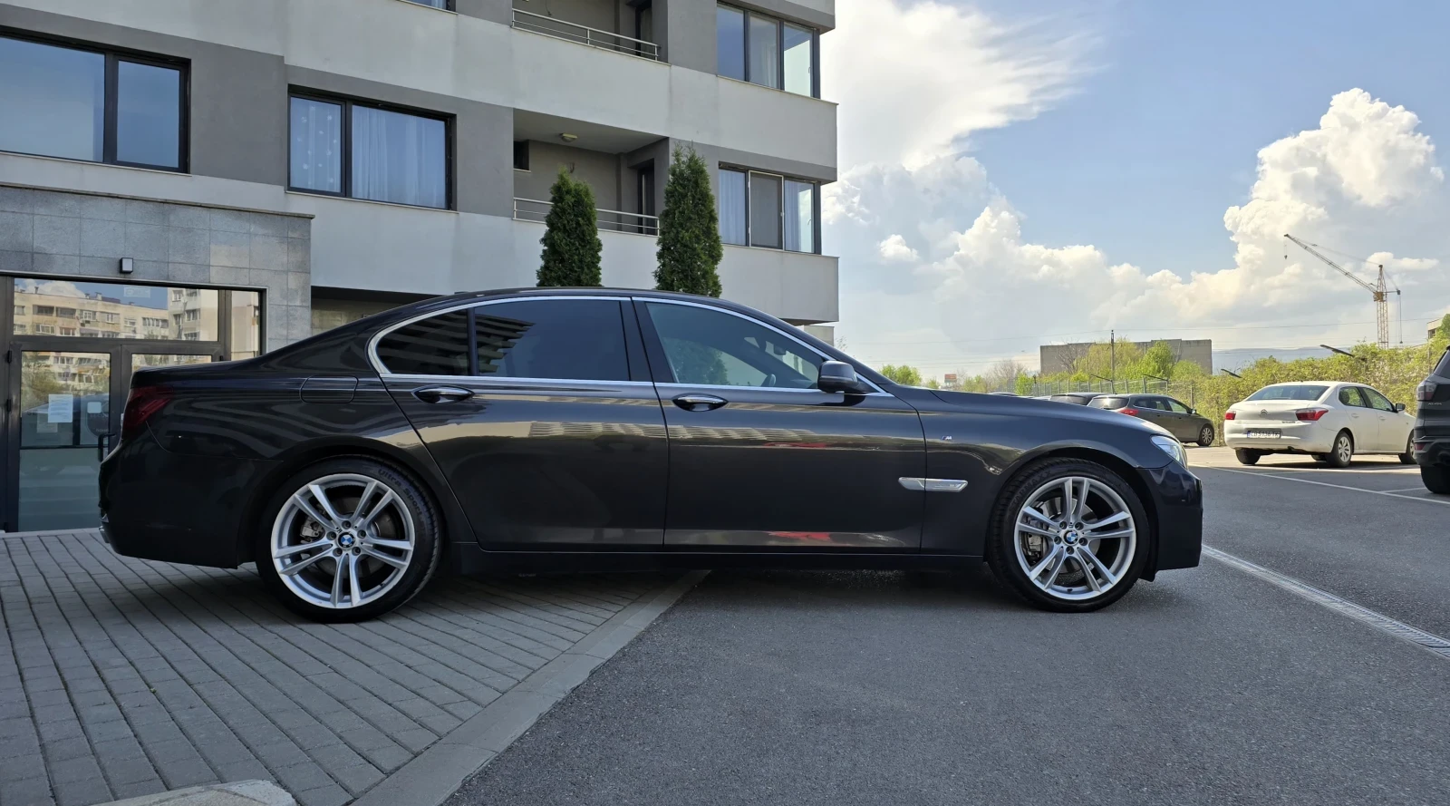 BMW 740 M Packet - изображение 8