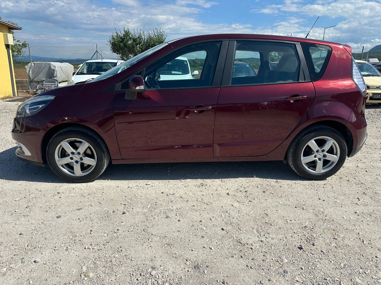 Renault Scenic 1.5/110кс Климатроник EVRO5 - изображение 4