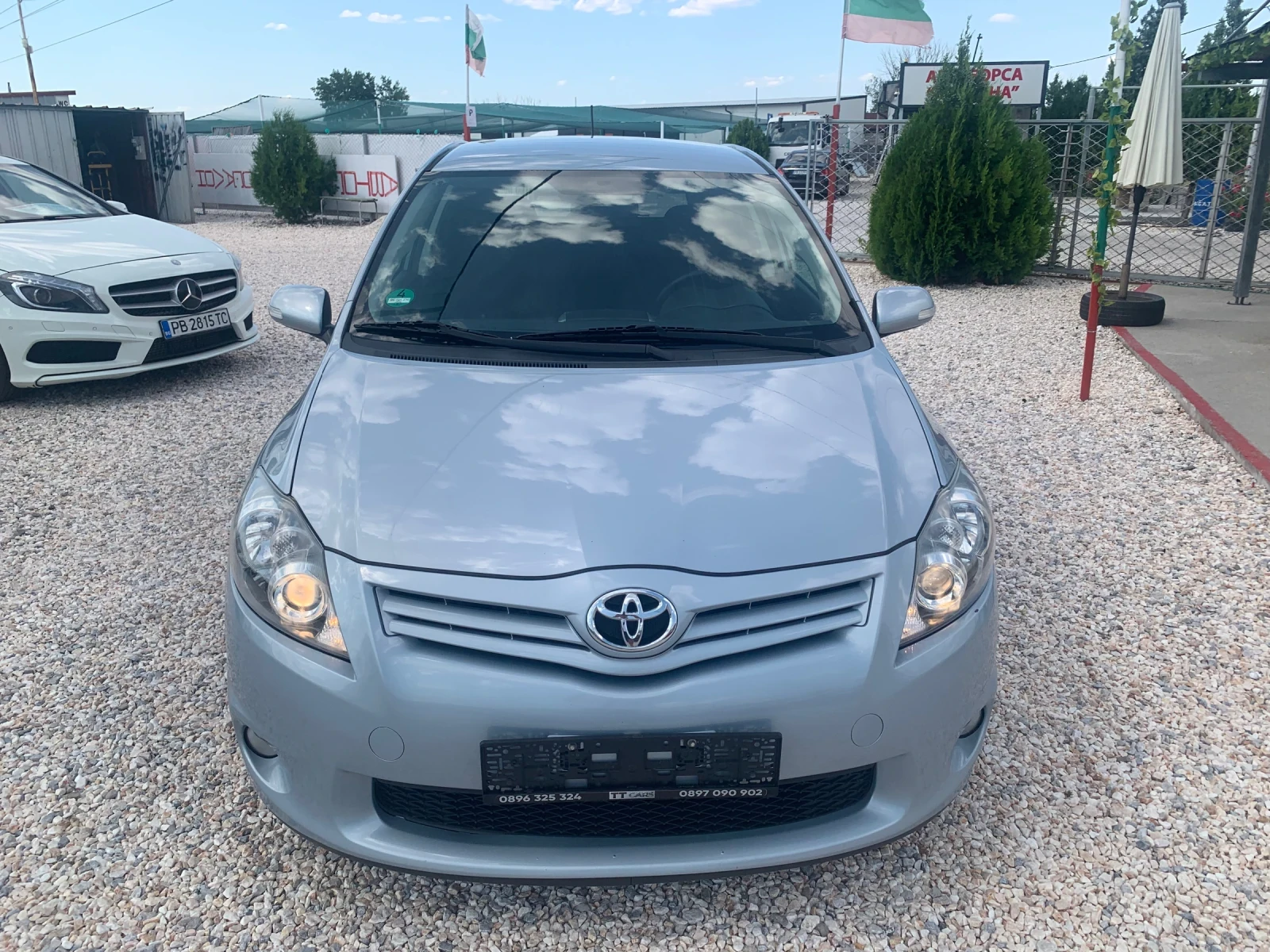 Toyota Auris 2.0D4D 126кс 6скр - изображение 3
