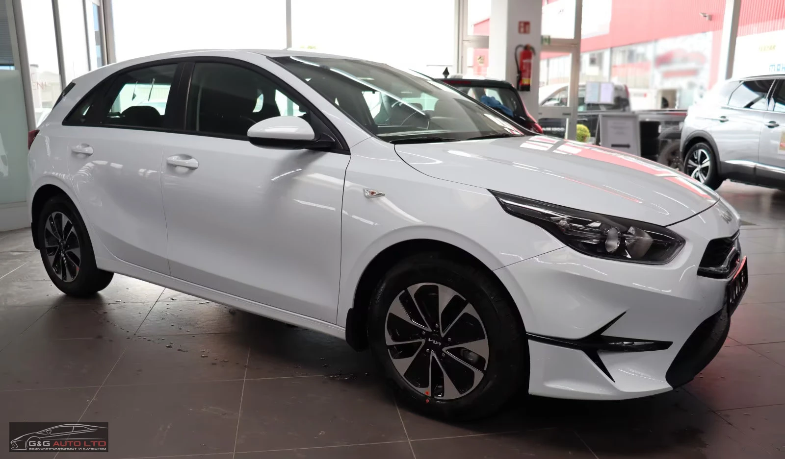 Kia Ceed 1.5/T-GDI/140HP/DCT/NAVI/CAM/CARPLAY/LED/278f - изображение 4