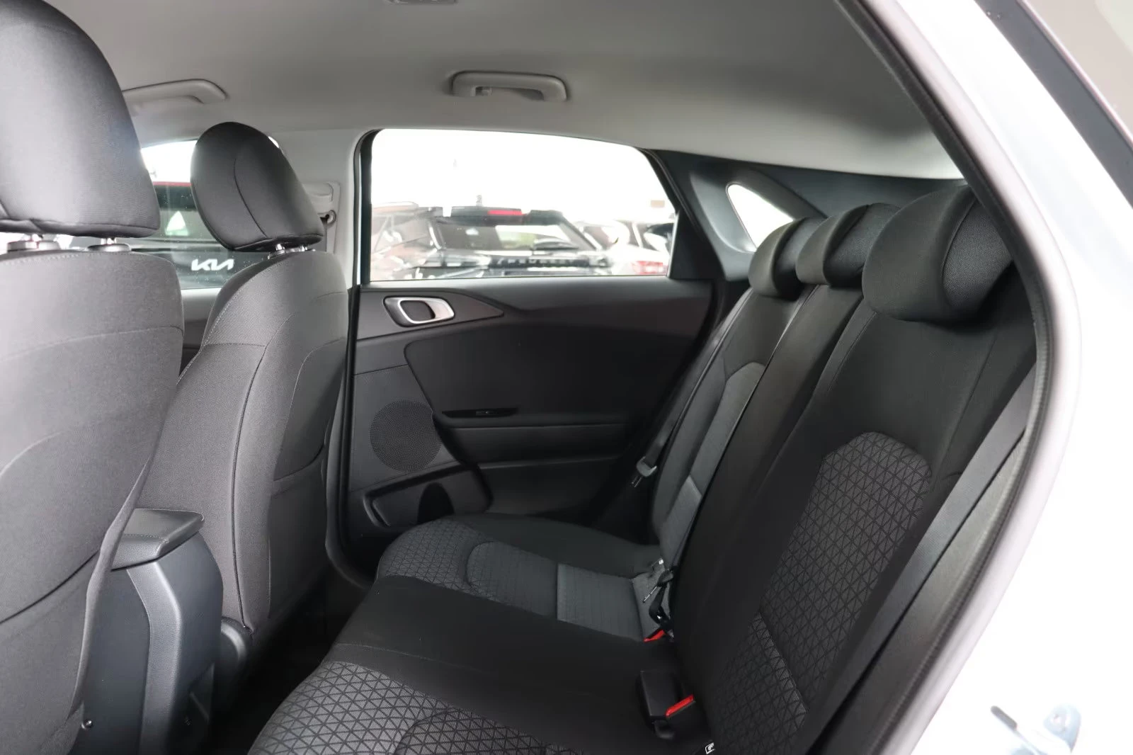 Kia Ceed 1.5/T-GDI/140HP/DCT/NAVI/CAM/CARPLAY/LED/278f | Mobile.bg   16