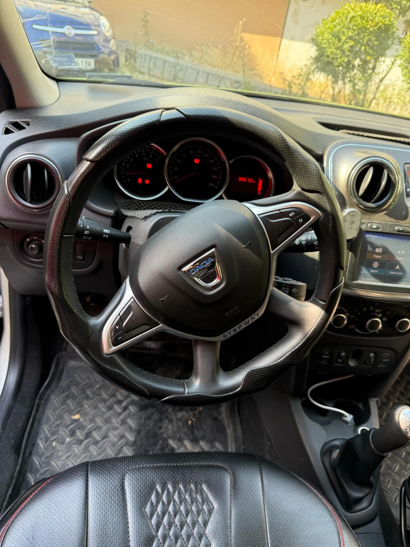 Dacia Sandero 1.5 DCI 90 - изображение 10