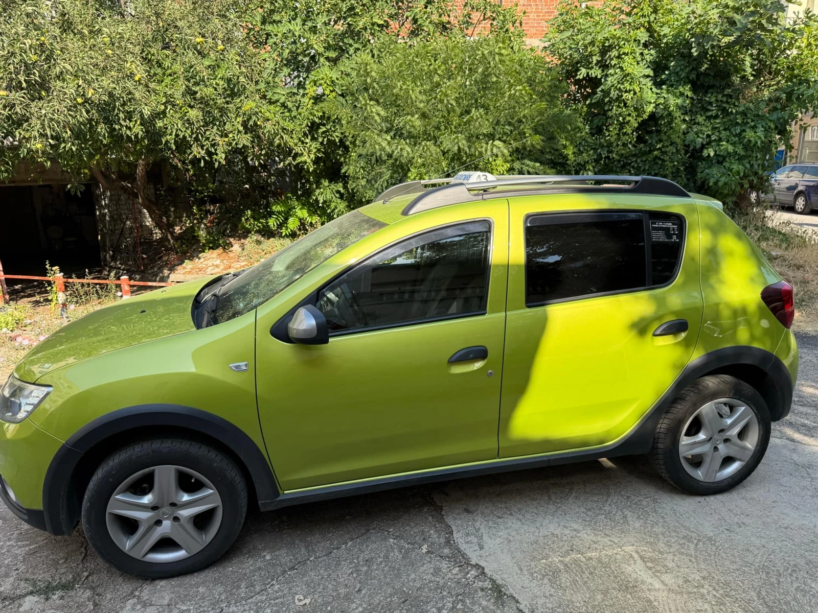 Dacia Sandero 1.5 DCI 90 - изображение 3