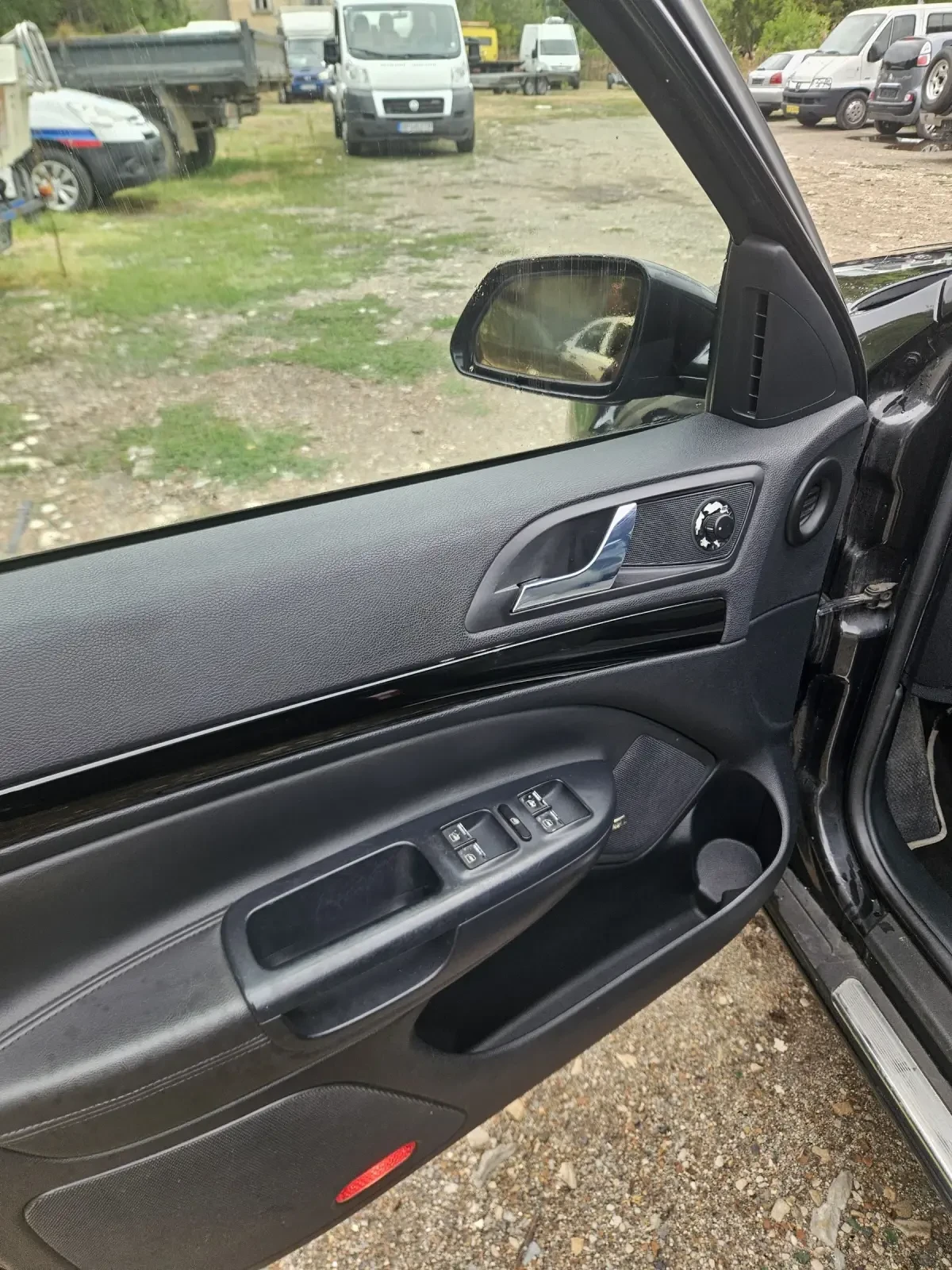 Skoda Octavia 2.0Tdi Limited Edition 100 - изображение 6