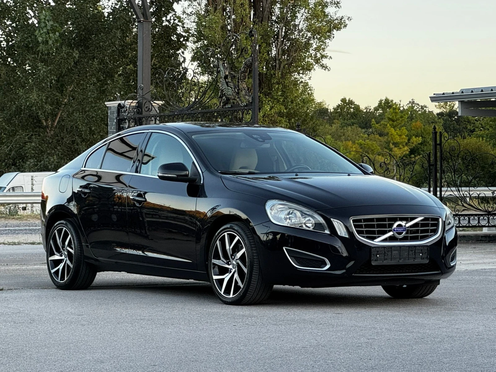Volvo S60   100%    | Mobile.bg   1