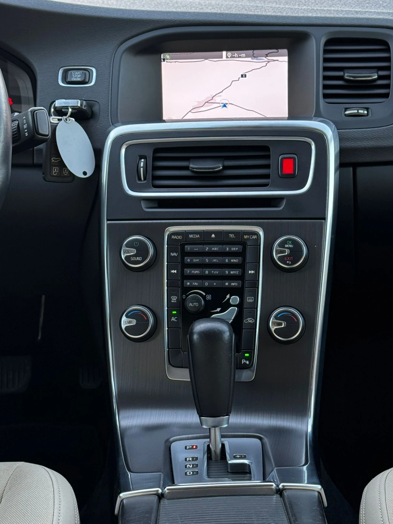 Volvo S60   100%    | Mobile.bg   11