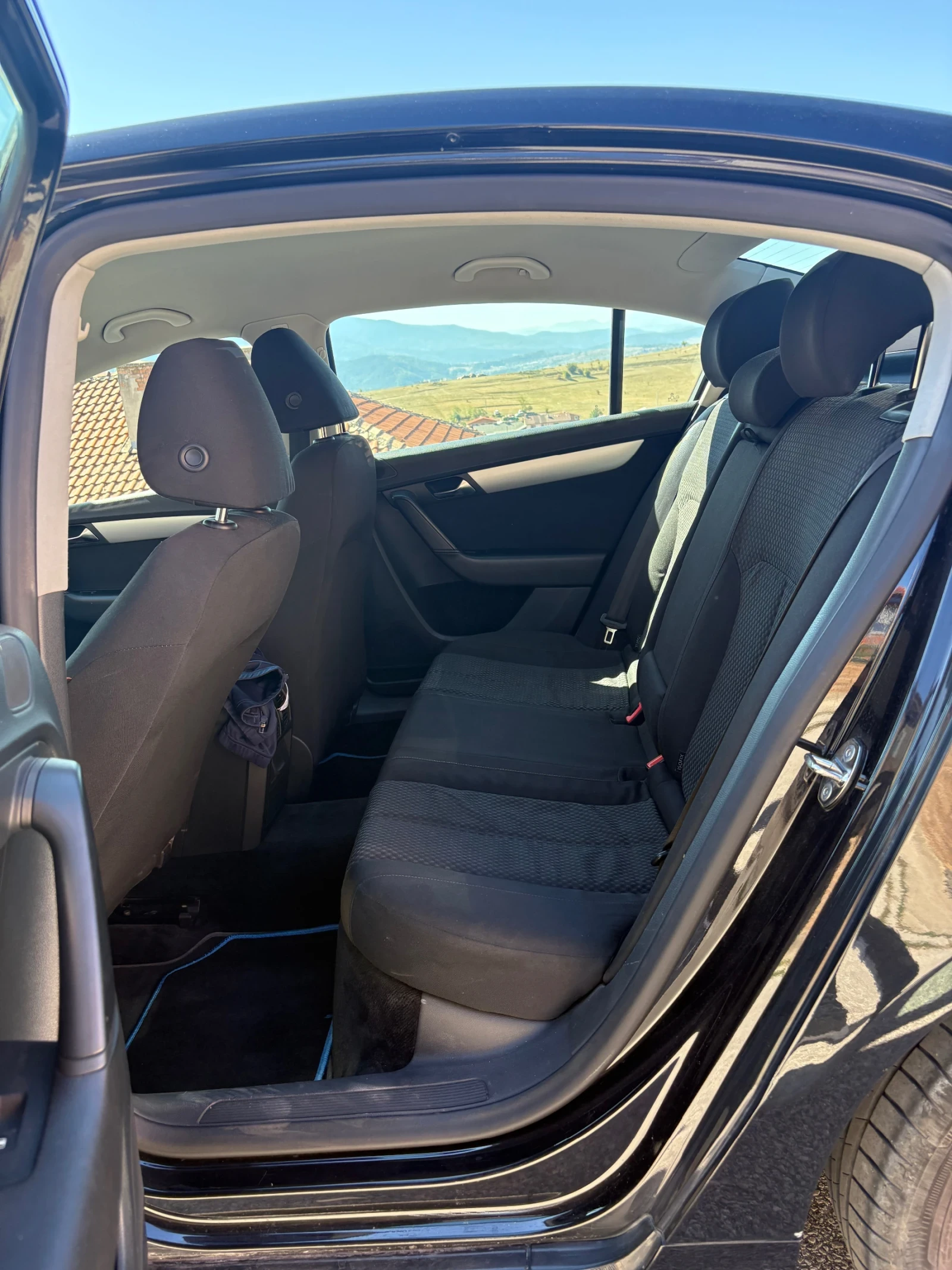 VW Passat  - изображение 4