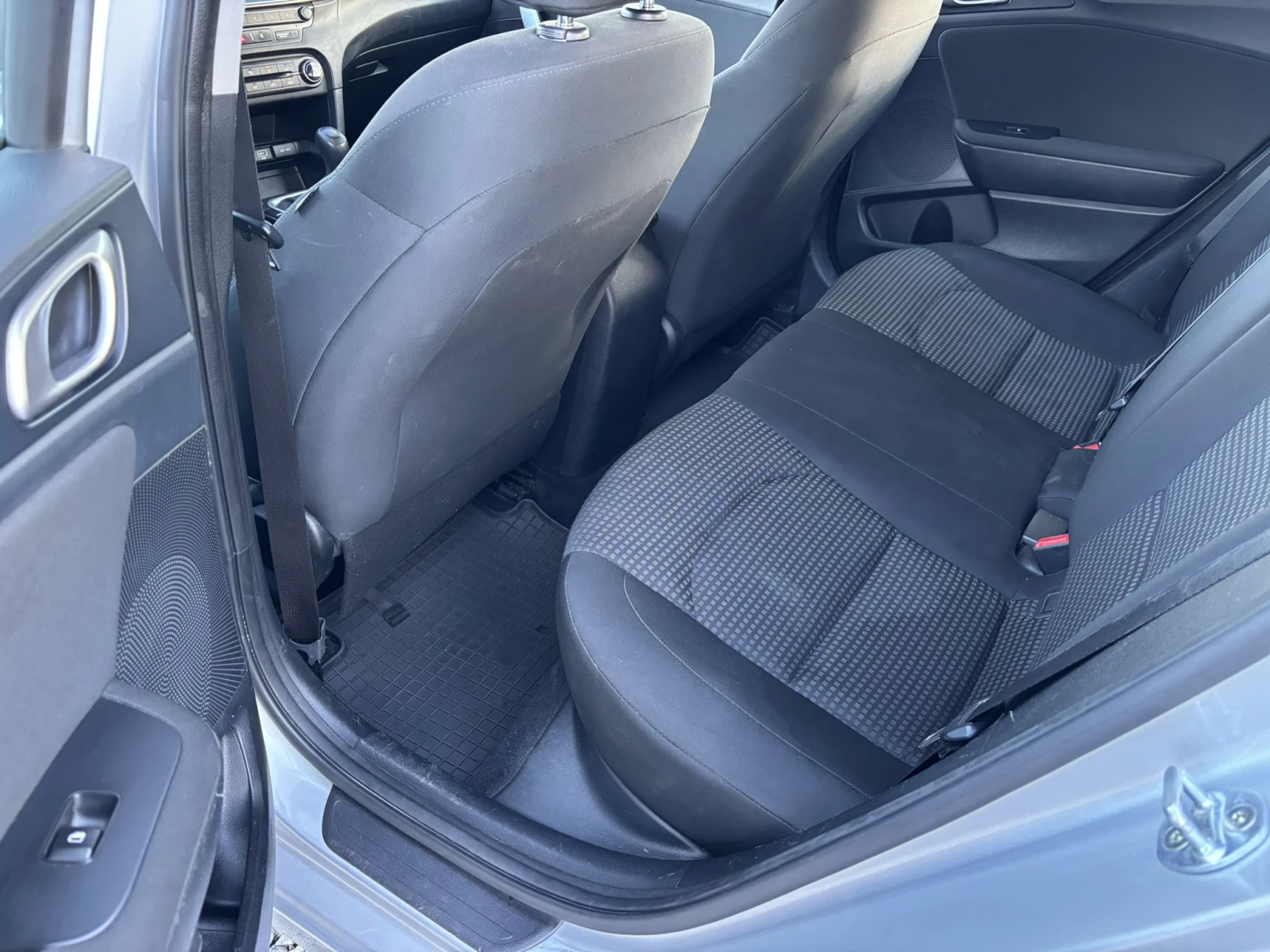 Kia Ceed LX 1.4 100 hp - изображение 8