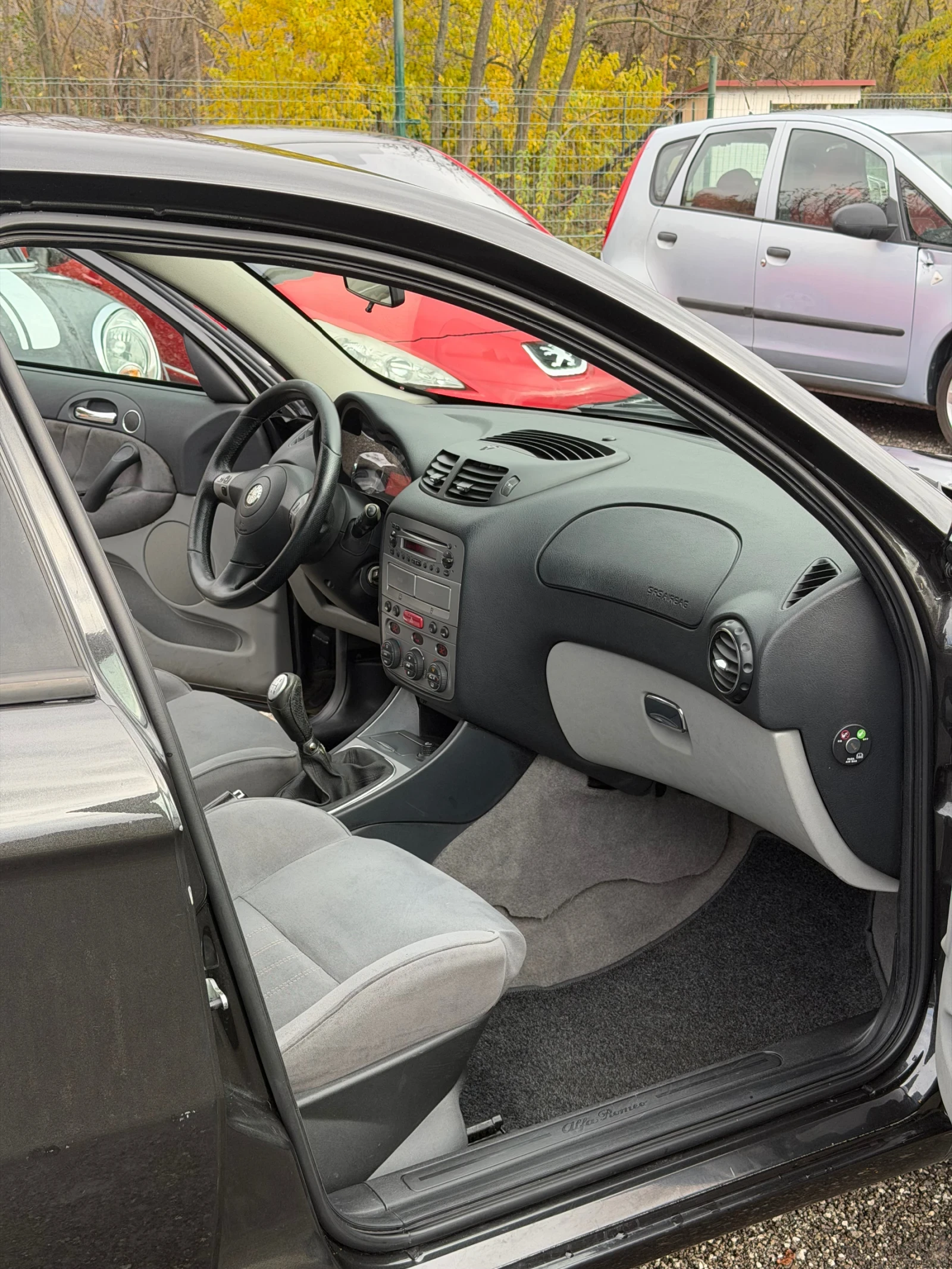 Alfa Romeo 147 1.6i 16V Twin Spark  | Mobile.bg   10