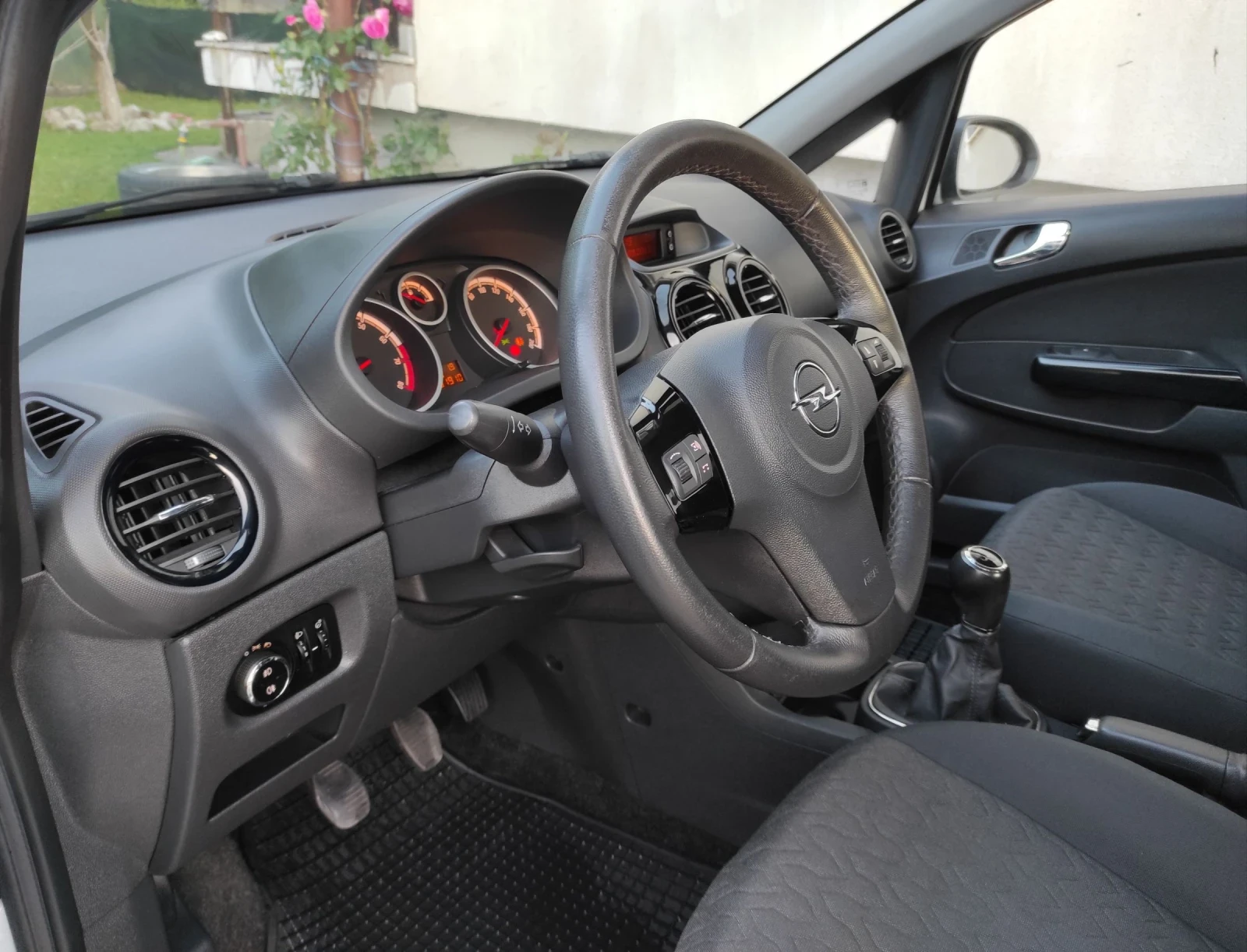 Opel Corsa /// BENZIN / GAS / EURO5 - изображение 6