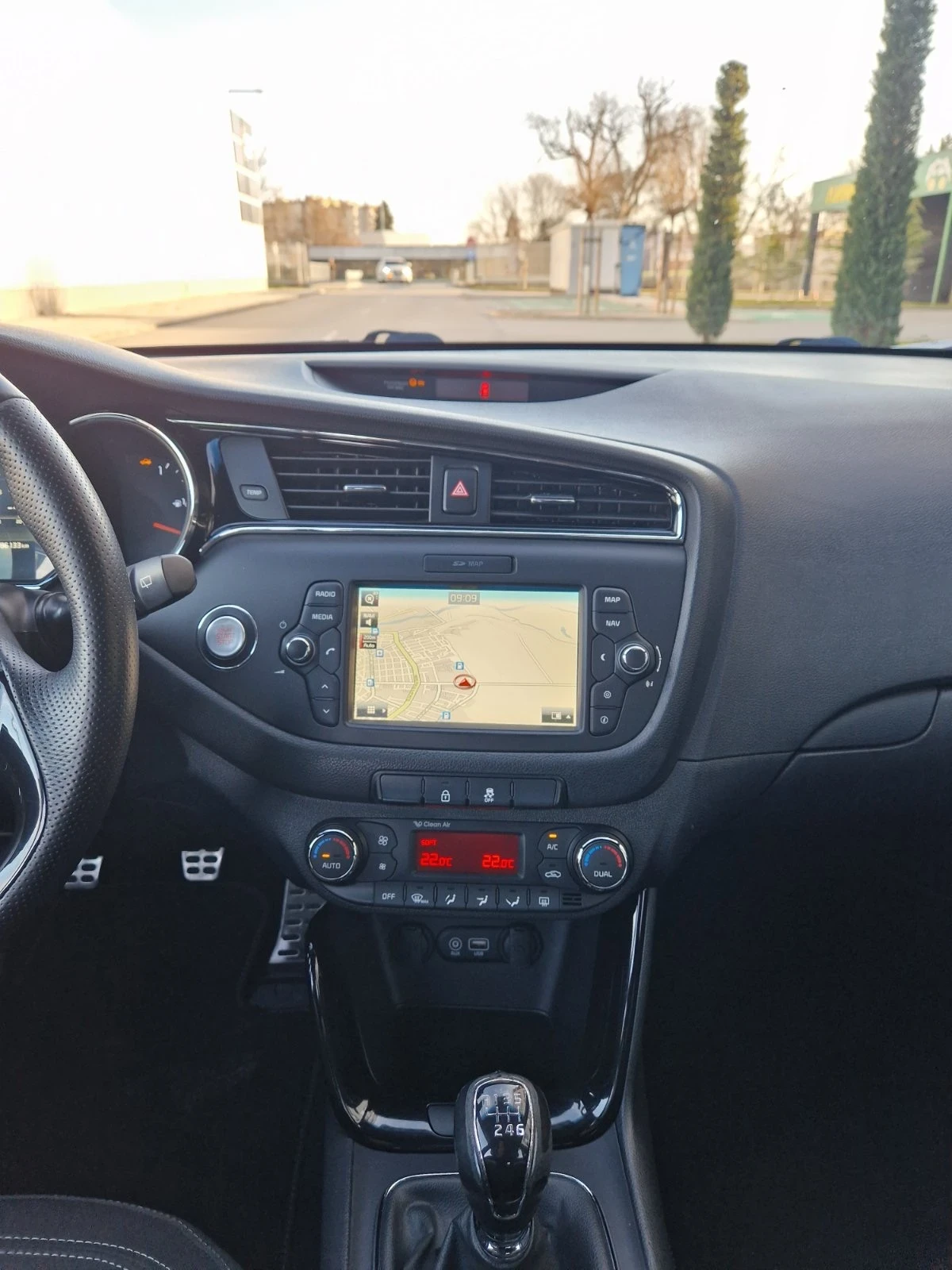 Kia Ceed Kia Ceed-GT Line /Navi/Led/Camera/Keyless/Euro-6B/ - изображение 10