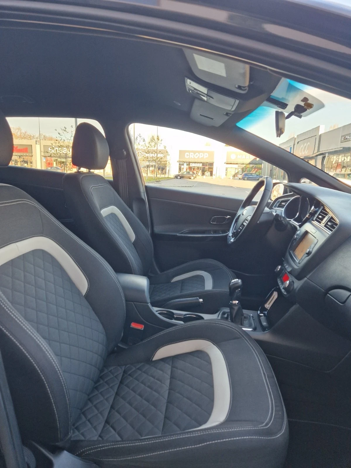 Kia Ceed Kia Ceed-GT Line /Navi/Led/Camera/Keyless/Euro-6B/ | Mobile.bg � ����������� 12