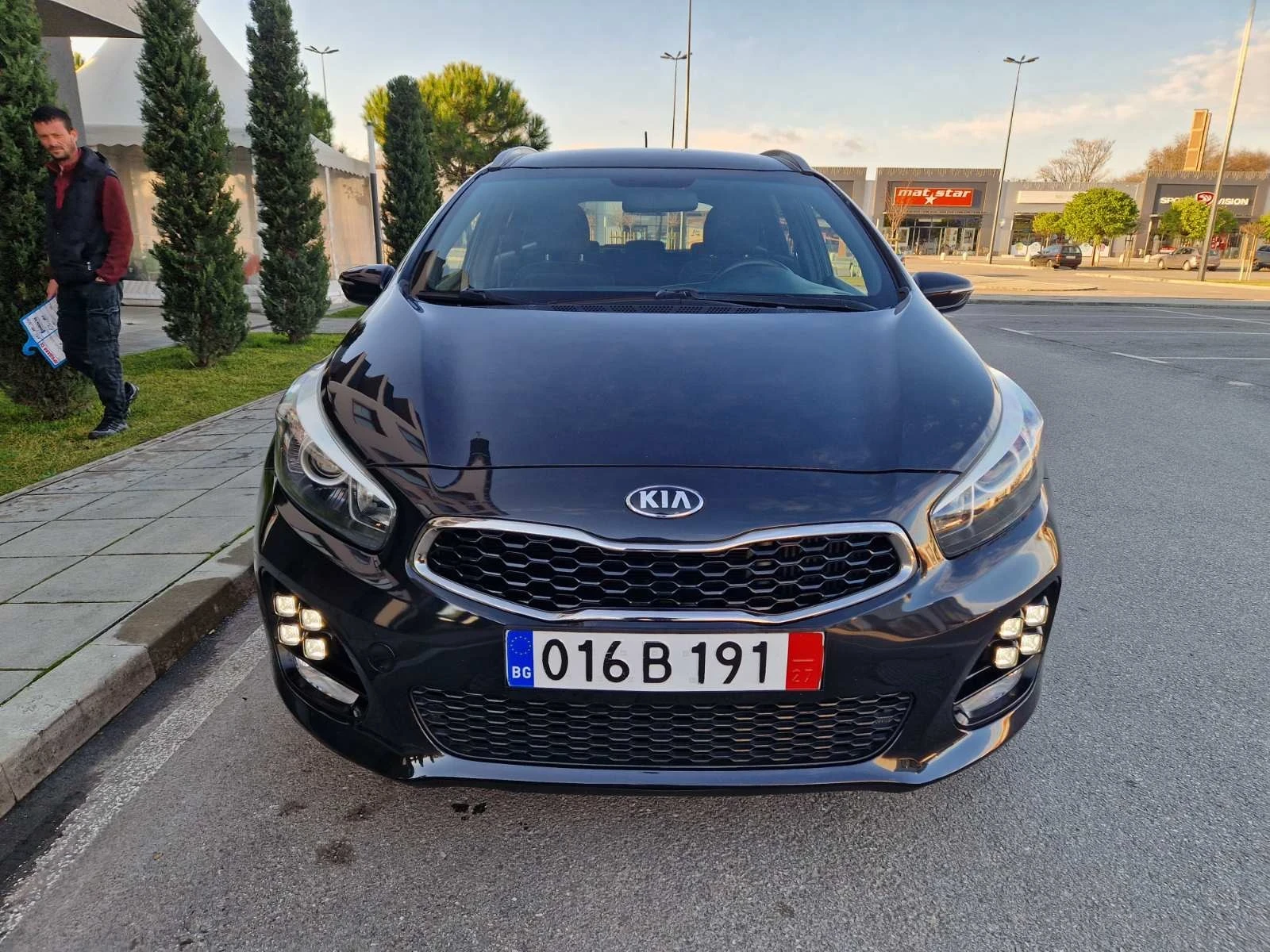Kia Ceed Kia Ceed-GT Line /Navi/Led/Camera/Keyless/Euro-6B/ - изображение 2