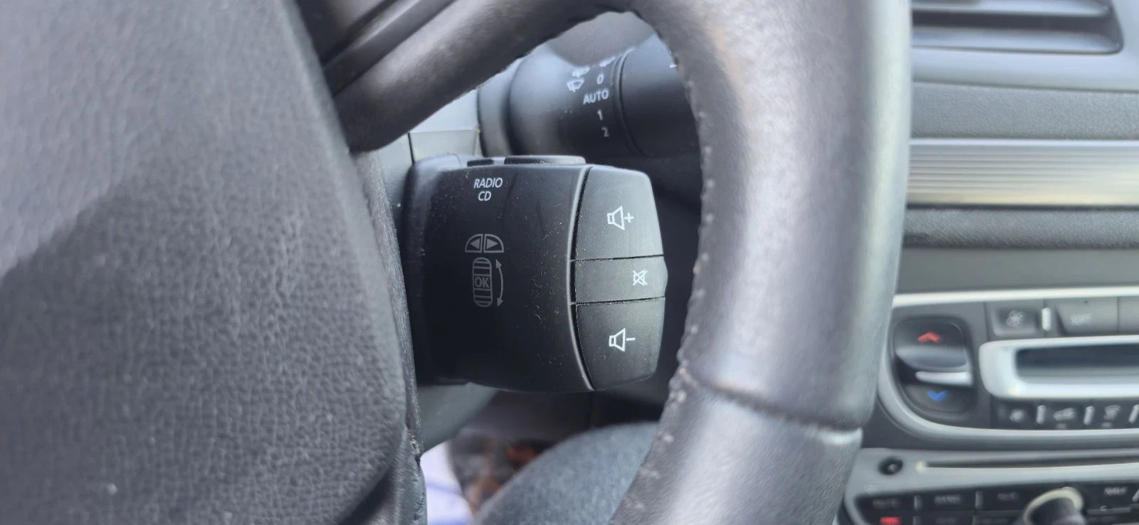 Renault Megane 1.6i Газ/Бензин - изображение 10