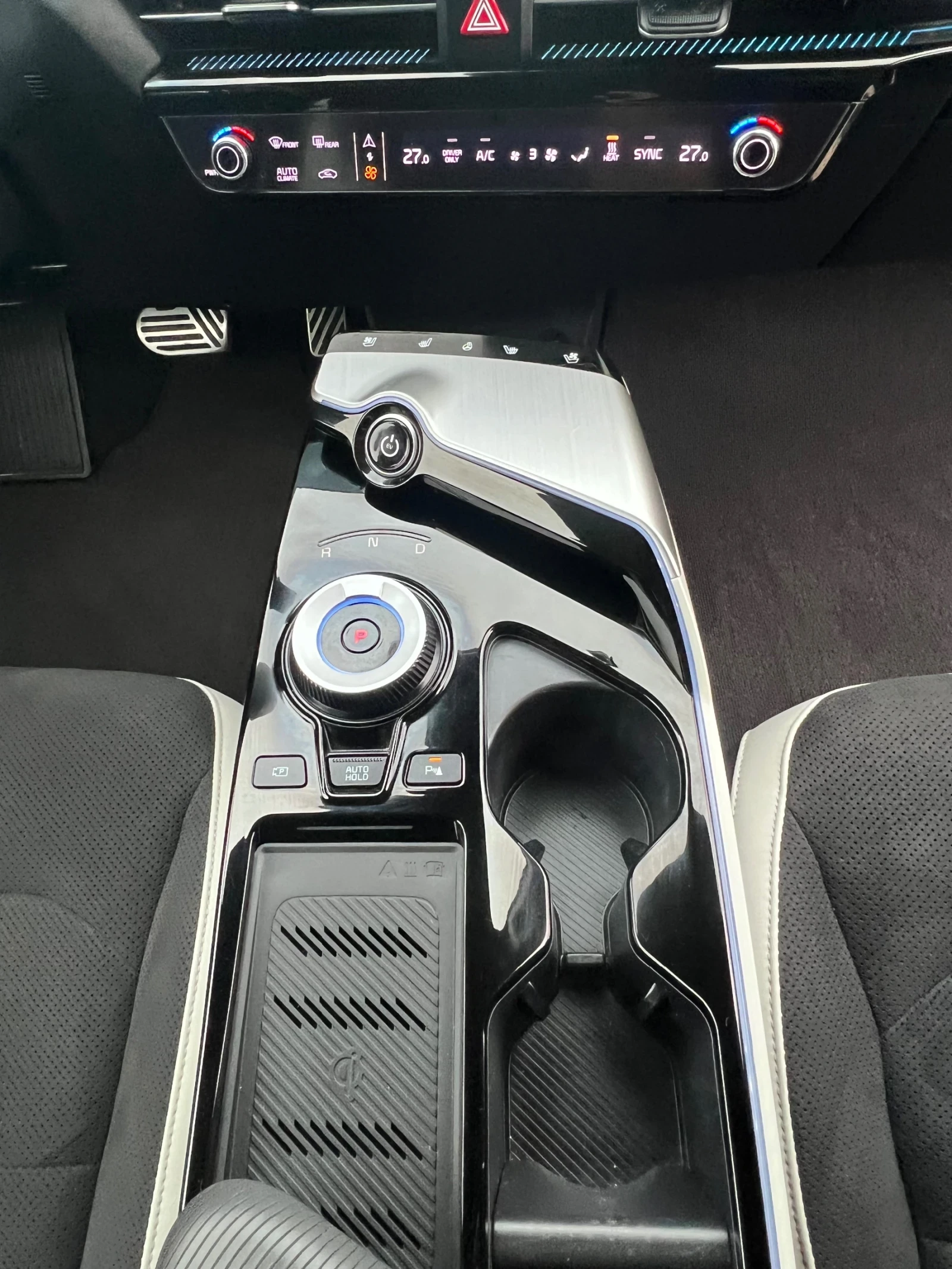 Kia EV6 GT Line 4�4 77, 4kWh  | Mobile.bg � ����������� 12