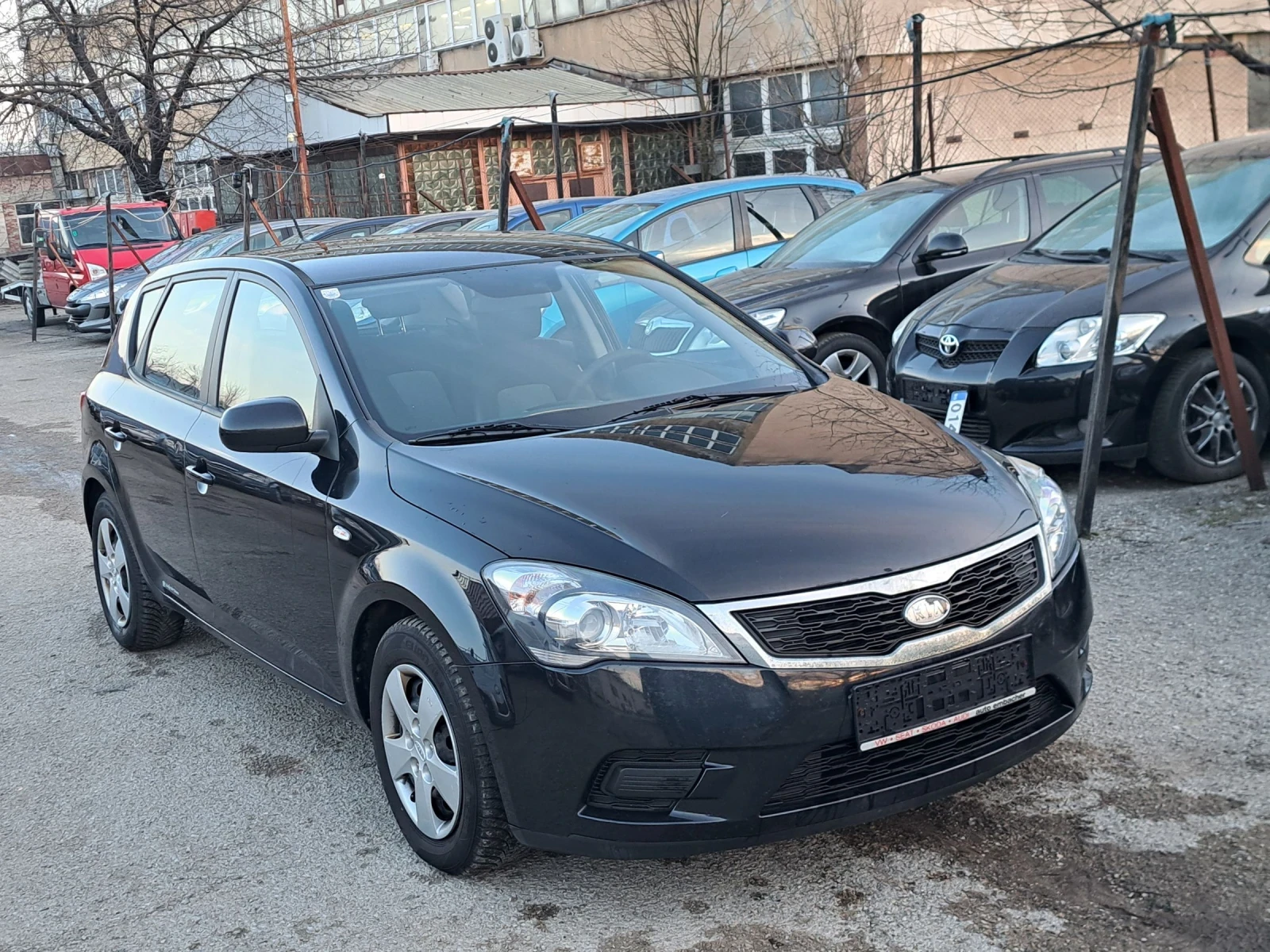 Kia Ceed 1, 6crdi FaceLift  - изображение 5