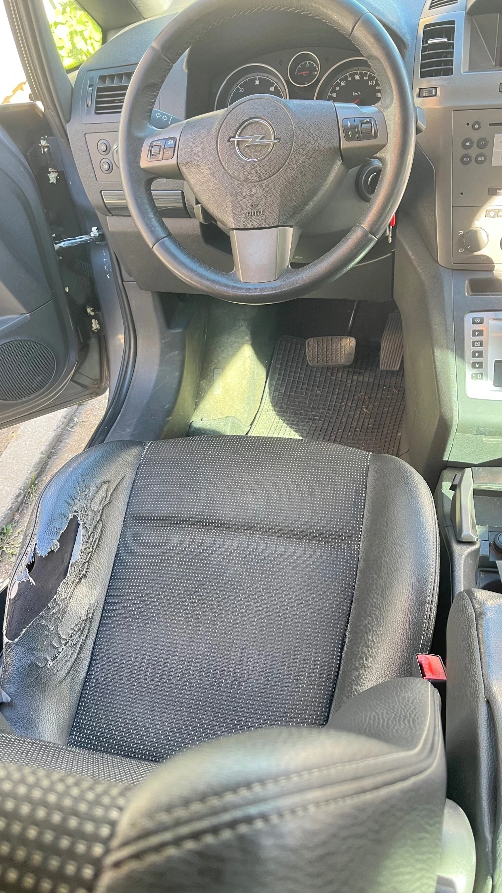 Opel Zafira Opel Zafira , снимка 4 - Автомобили и джипове - 53847714