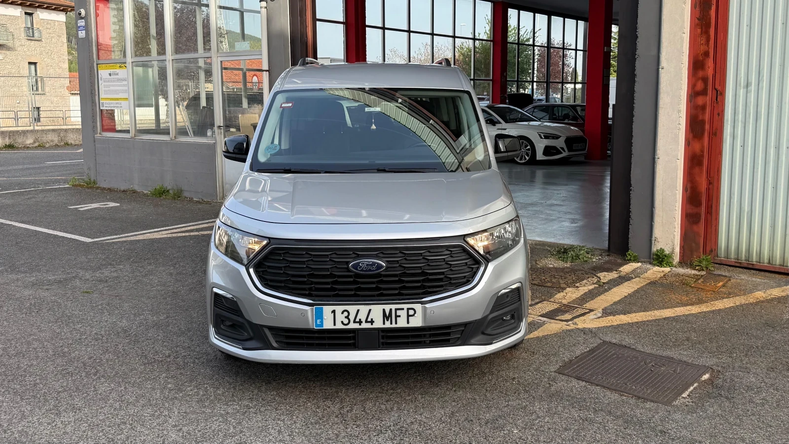 Ford Connect, снимка 3 - Автомобили и джипове - 54172040