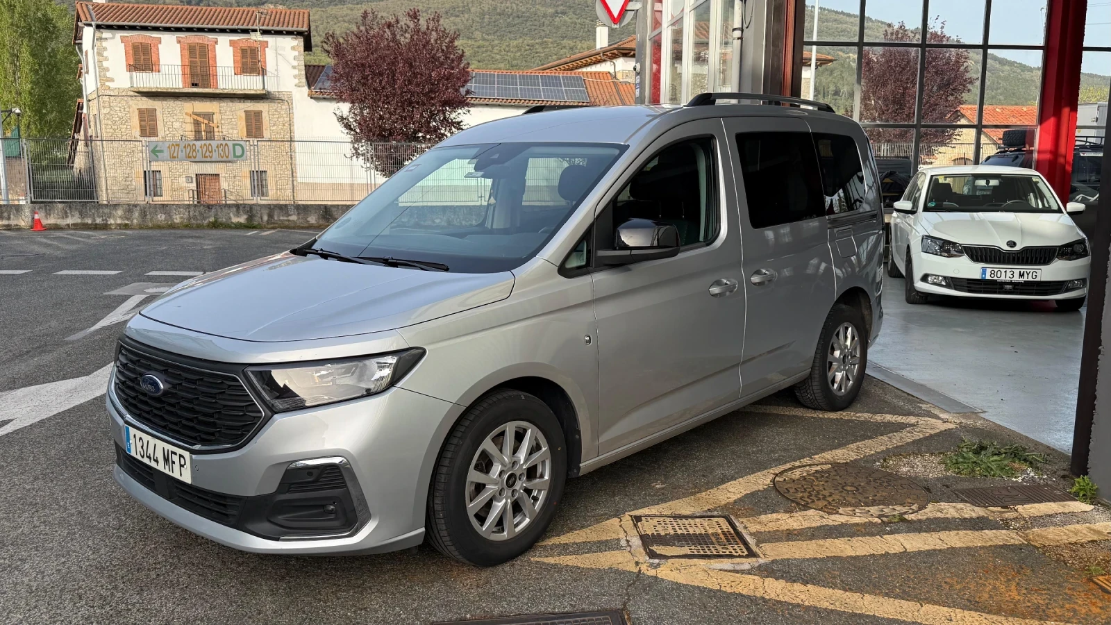 Ford Connect, снимка 2 - Автомобили и джипове - 54172040