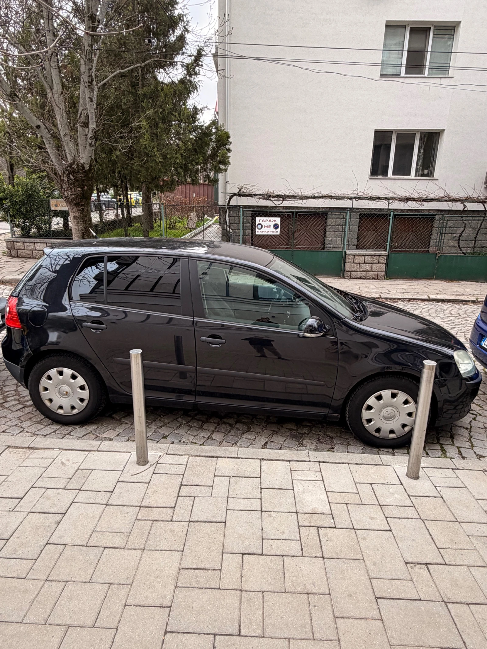 VW Golf V, снимка 11 - Автомобили и джипове - 54379271