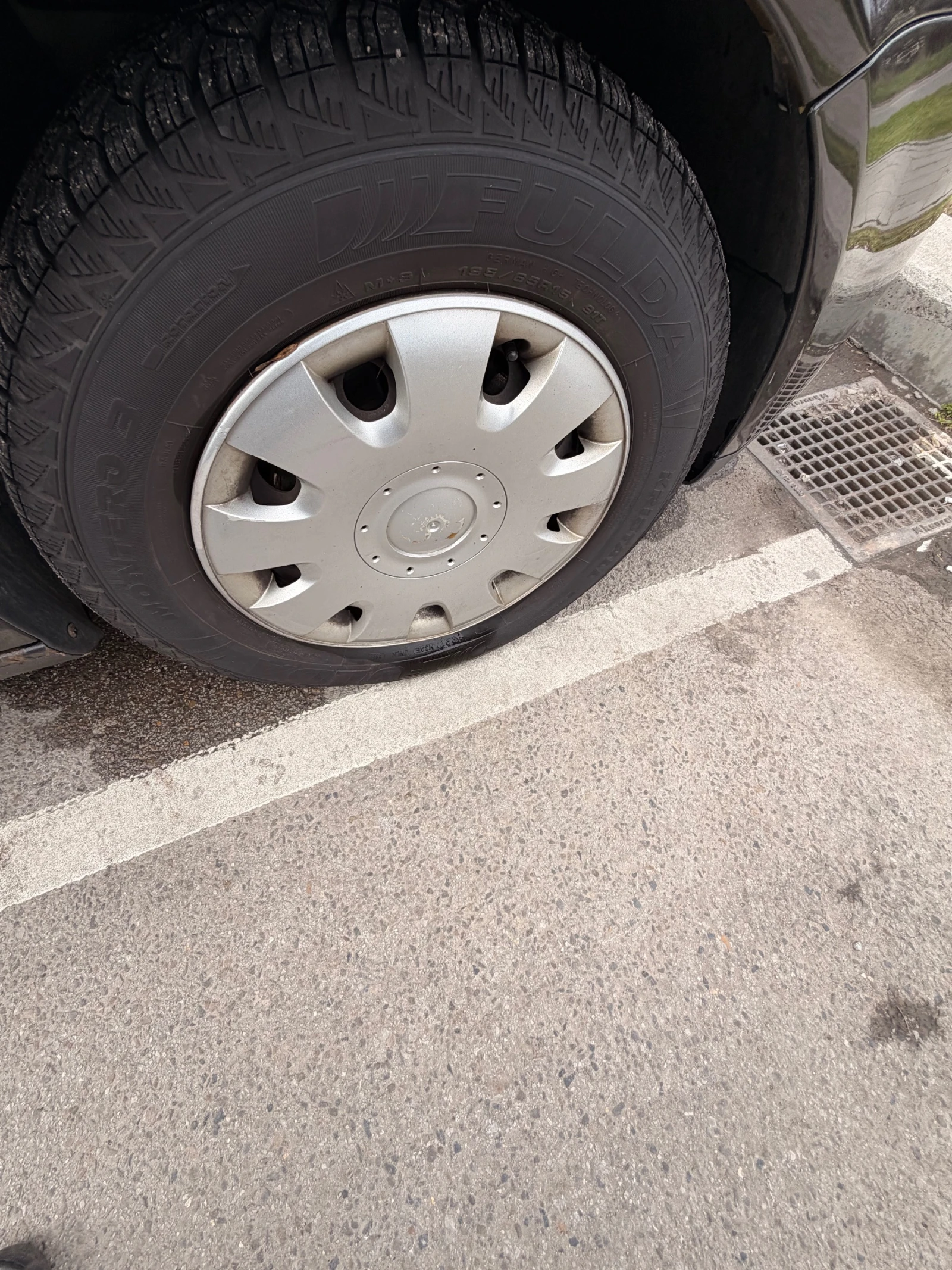 VW Golf V, снимка 7 - Автомобили и джипове - 54379271
