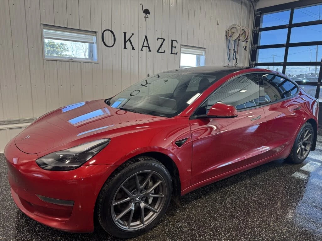 Tesla Model 3 Standard Range Plus RWD
