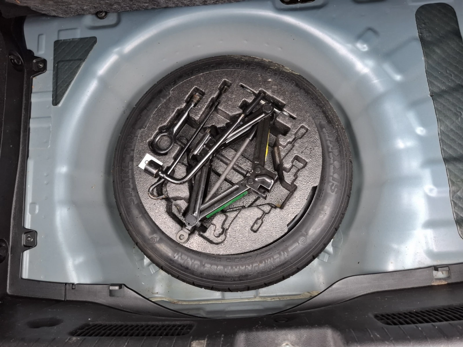 Hyundai I20 1.2 EURO6 , снимка 12 - Автомобили и джипове - 54638174
