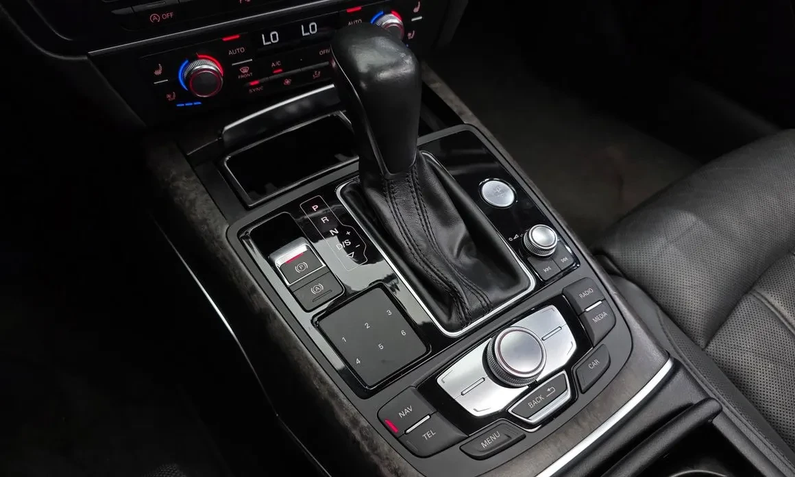 Audi A6  40 TFSI, снимка 9 - Автомобили и джипове - 54680142