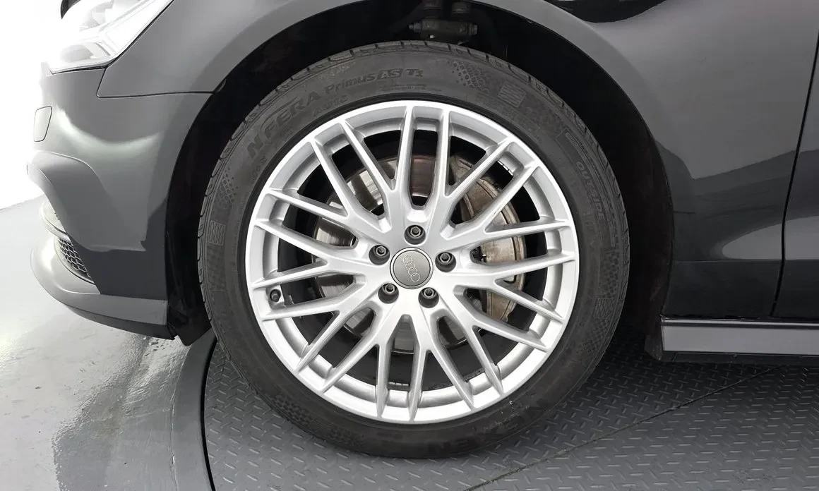 Audi A6  40 TFSI, снимка 5 - Автомобили и джипове - 54680142