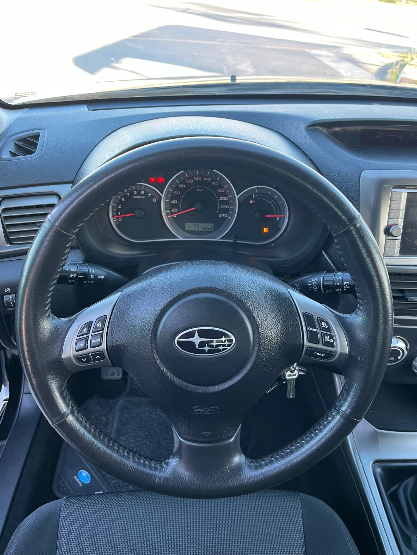 Subaru Impreza 2.0 R, снимка 10 - Автомобили и джипове - 54704690