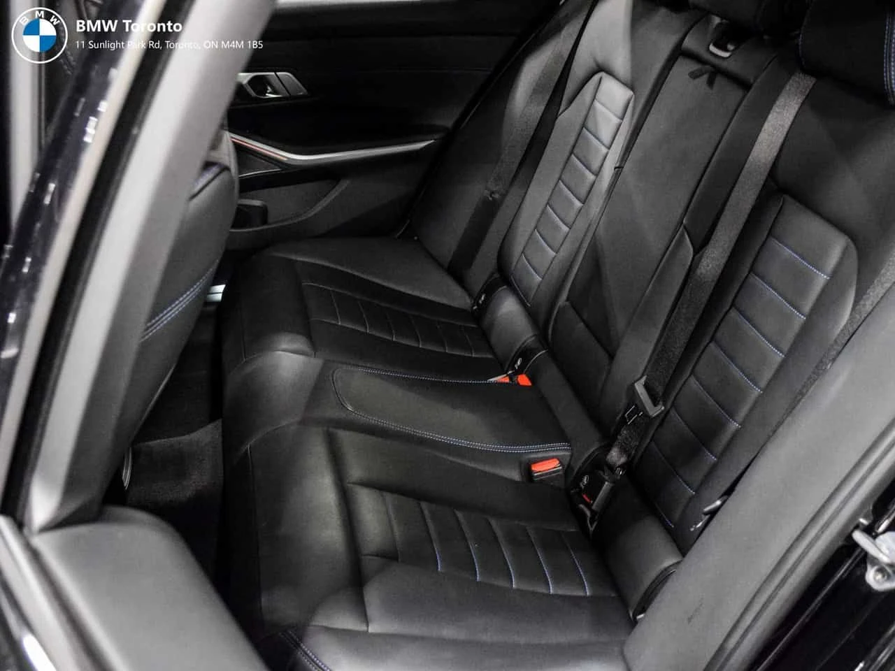 BMW 340 * M340 | HUD | HK Sound | CarPlay | Wireless charg, снимка 10 - Автомобили и джипове - 54796196