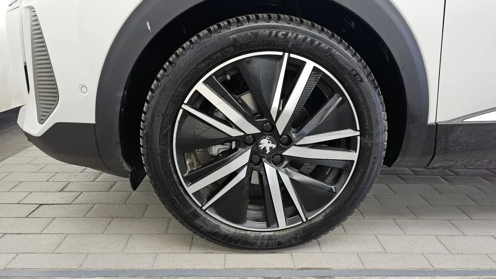 Peugeot 3008, снимка 11 - Автомобили и джипове - 54864120