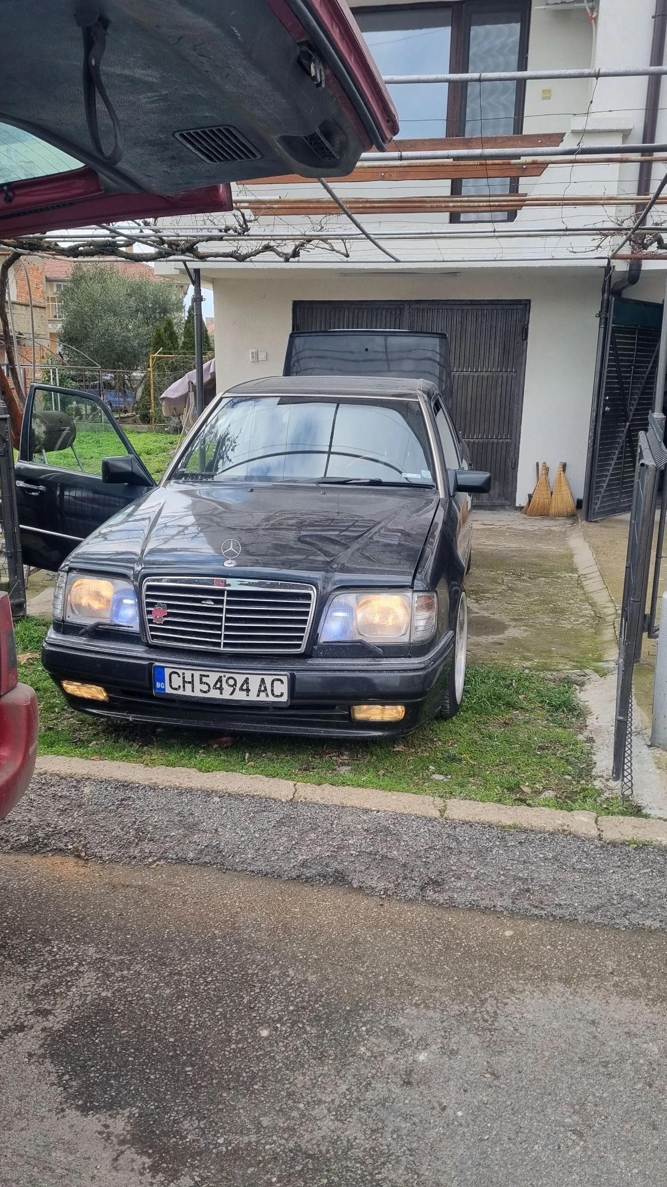 Mercedes-Benz E 320