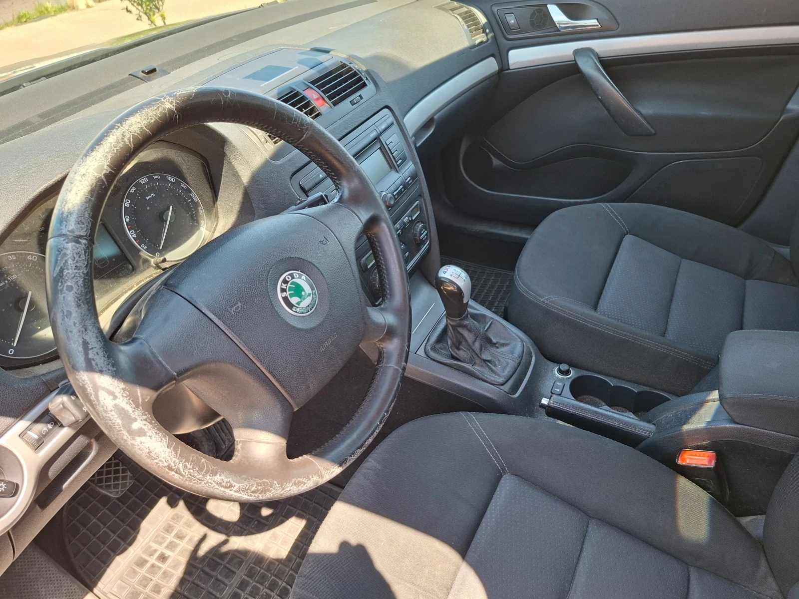 Skoda Octavia TDI  4x4, снимка 6 - Автомобили и джипове - 55462216