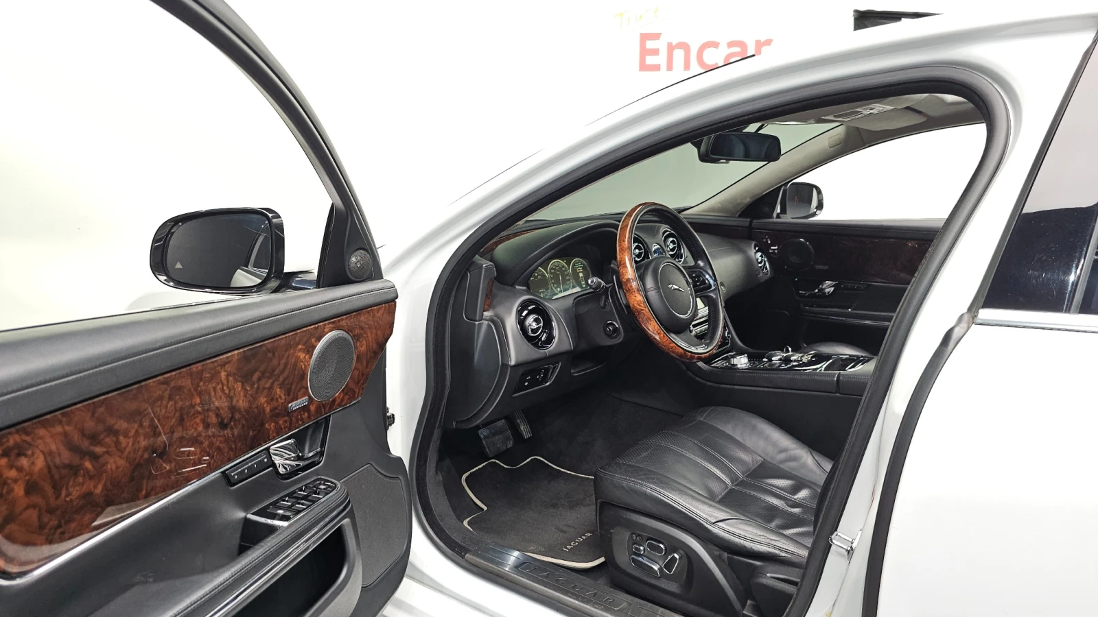 Jaguar Xj 3.0SC PREMIUM LUXURY LWB, снимка 9 - Автомобили и джипове - 56118396