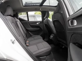 Volvo XC40 T3/MOMENTUM/163HP/PRO/PANO/CAM/CPLAY/619q, снимка 14
