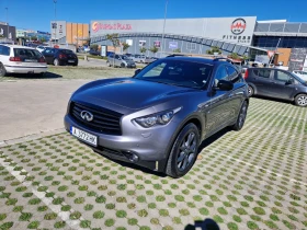 Infiniti QX70 S