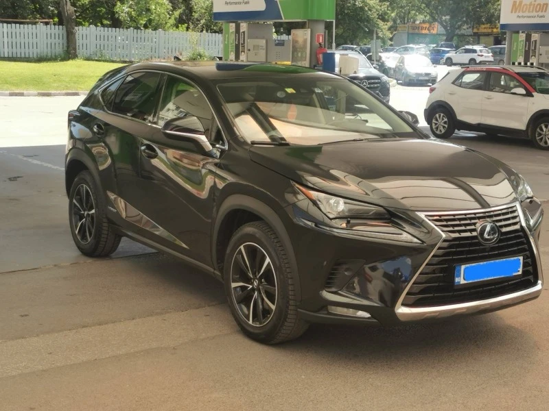 Lexus NX 300h, снимка 1 - Автомобили и джипове - 48459449