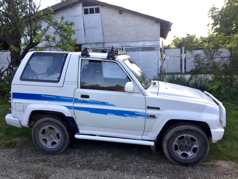 Daihatsu Feroza, снимка 3 - Автомобили и джипове - 47892713