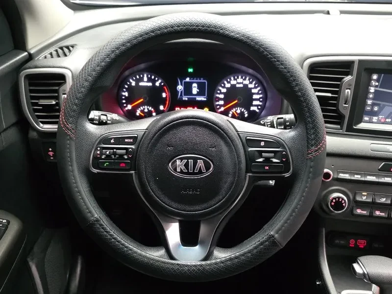 Kia Sportage 2.0 CRDi 4WD, снимка 13 - Автомобили и джипове - 54275009