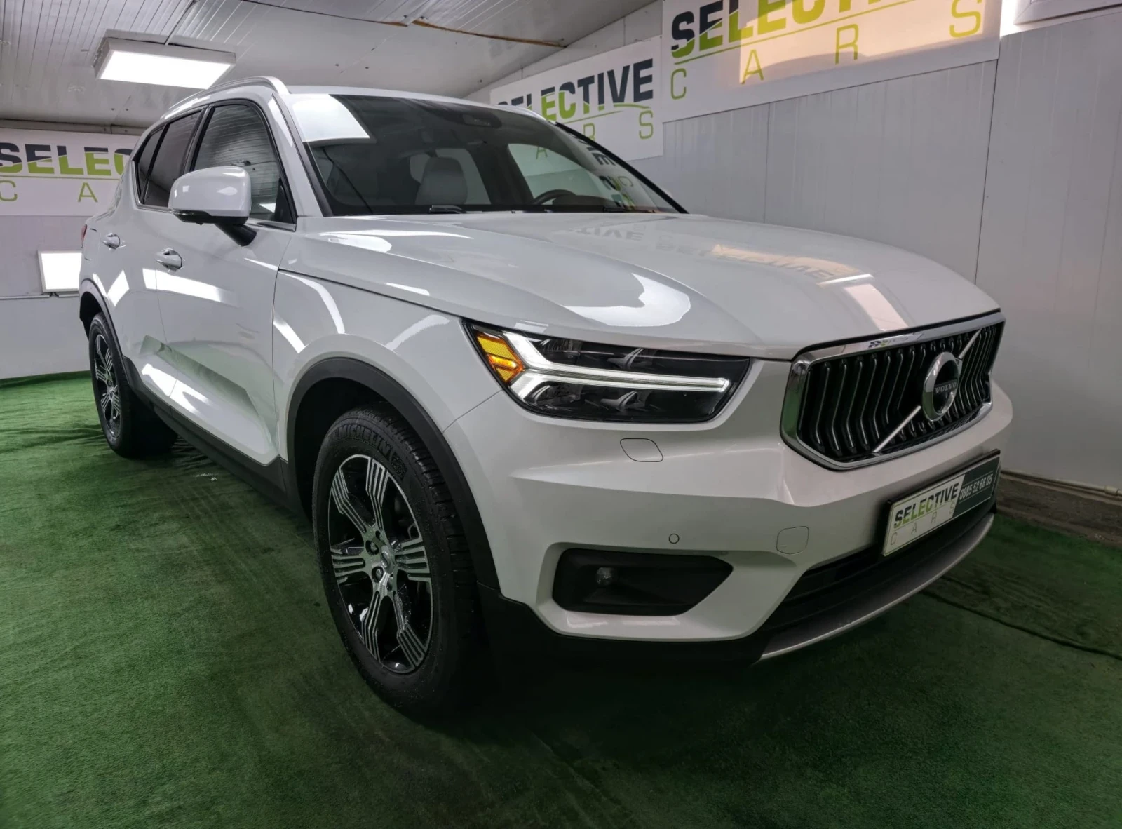 Volvo XC40  INSCRIPTION 2.0 T5 AWD  - изображение 9