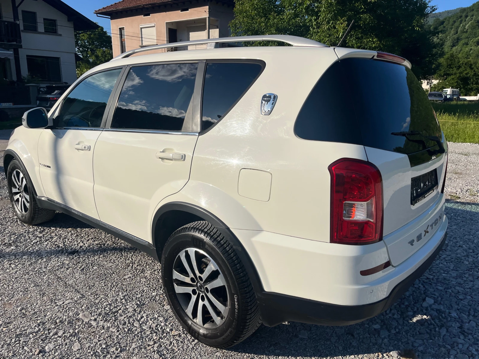 SsangYong Rexton RX200  E-XDI 4X4 7 Местен - изображение 3