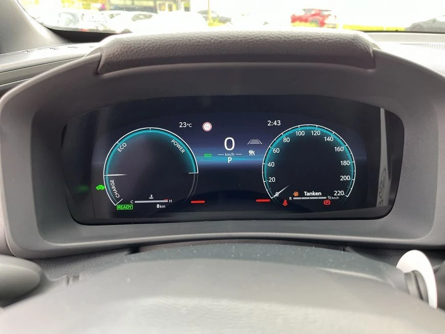 Toyota C-HR 2.0 4X2  TEAM D TECH PAK НАЛИЧНА  - изображение 8