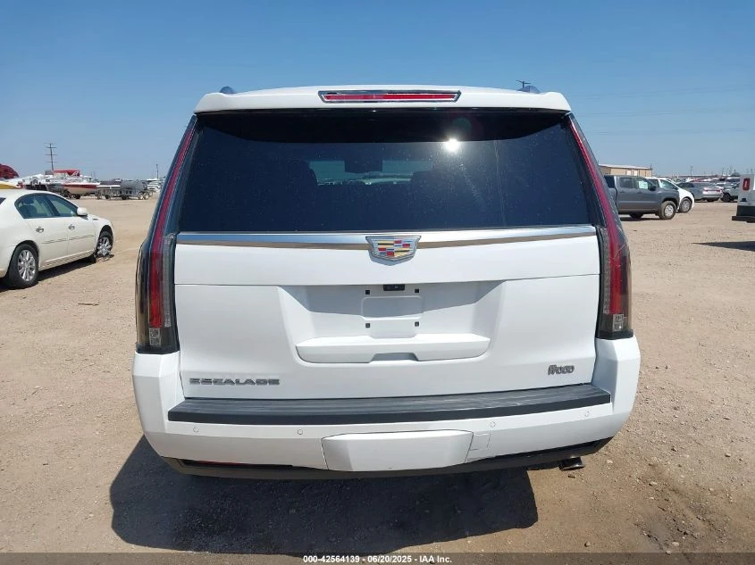 Cadillac Escalade LUXURY 6.2L ОБДУХВАНЕ/DVD/ПАНО - изображение 5