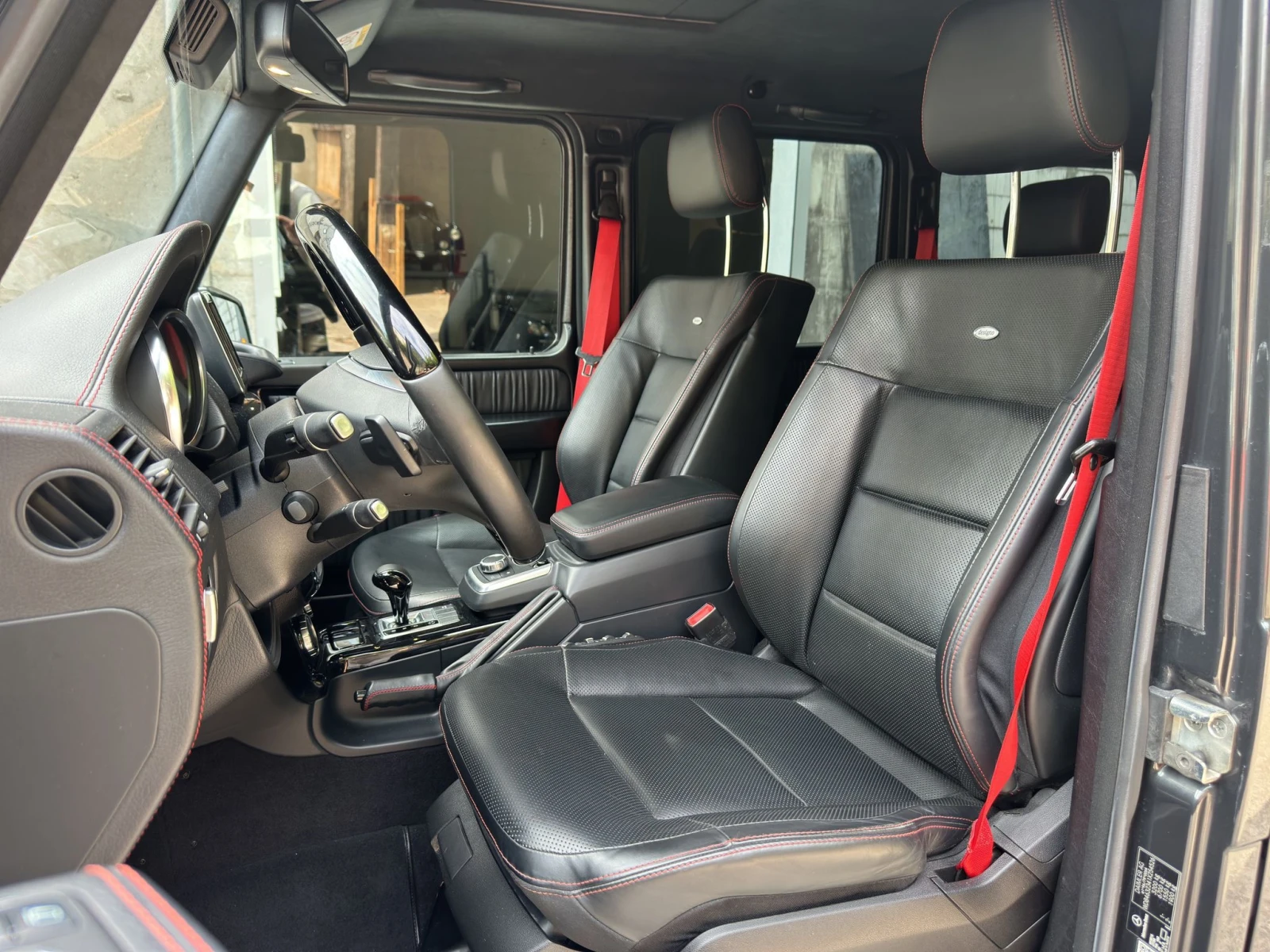 Mercedes-Benz G 500 AMG DESIGNO 4.0 V8 ЛИЗИНГ - изображение 8