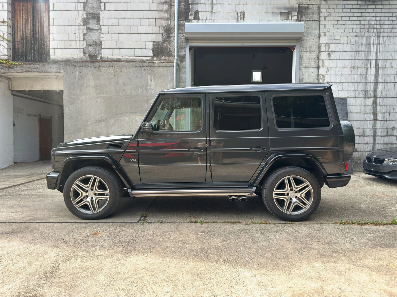 Mercedes-Benz G 500 AMG DESIGNO 4.0 V8 ЛИЗИНГ - изображение 2