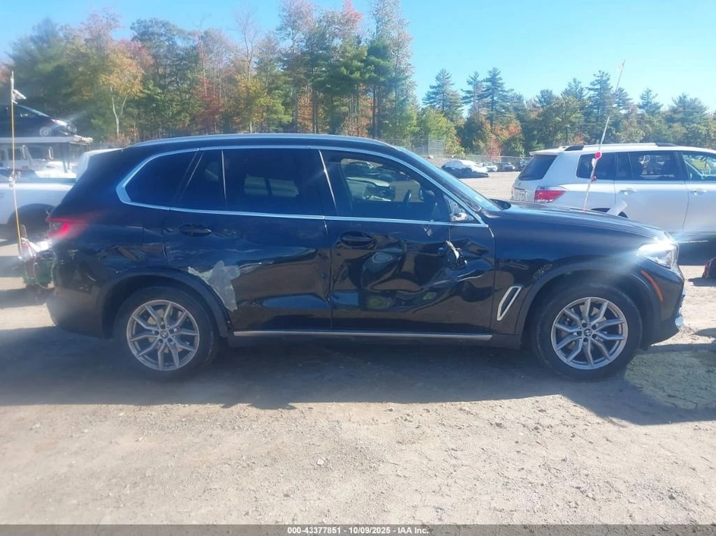 BMW X5 * XDRIVE40I * CARFAX *    | Mobile.bg   13