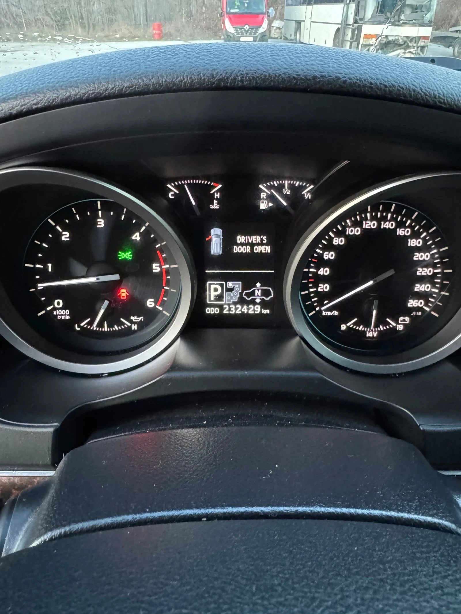 Toyota Land cruiser 200 4.5D V8 272ps Facelift - изображение 6