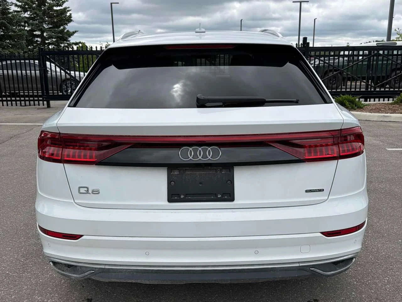 Audi Q8 Technik  CARFAX, снимка 4 - Автомобили и джипове - 54832581